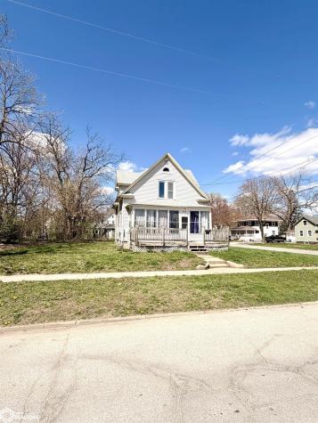 552 8th Street SE Mason City IA 50401