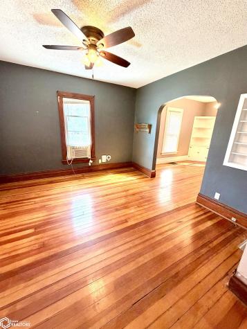 552 8th Street SE Mason City IA 50401