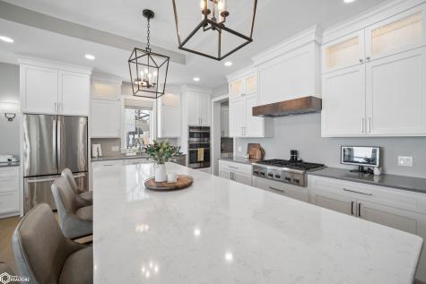 1811 N Shore Drive Clear Lake IA 50428
