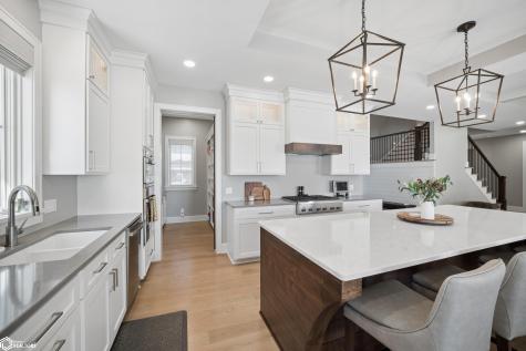 1811 N Shore Drive Clear Lake IA 50428