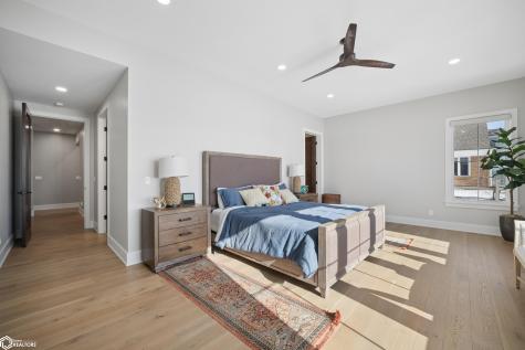 1811 N Shore Drive Clear Lake IA 50428