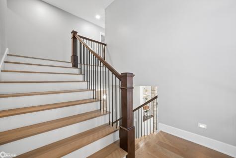 1811 N Shore Drive Clear Lake IA 50428