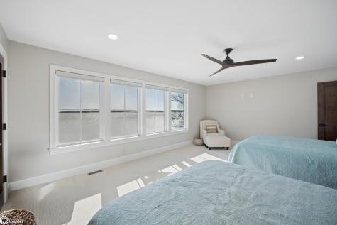 1811 N Shore Drive Clear Lake IA 50428