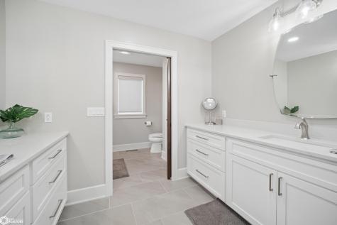 1811 N Shore Drive Clear Lake IA 50428