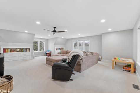 1811 N Shore Drive Clear Lake IA 50428
