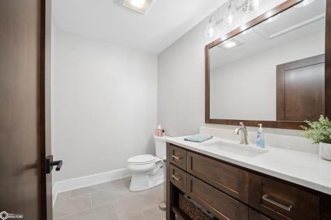 1811 N Shore Drive Clear Lake IA 50428