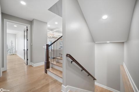 1811 N Shore Drive Clear Lake IA 50428