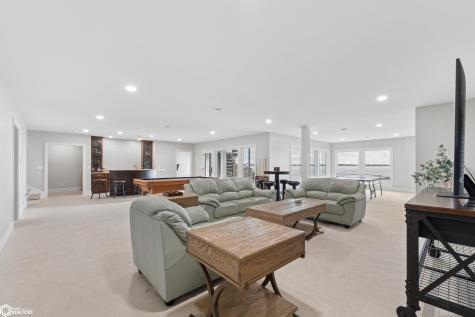 1811 N Shore Drive Clear Lake IA 50428