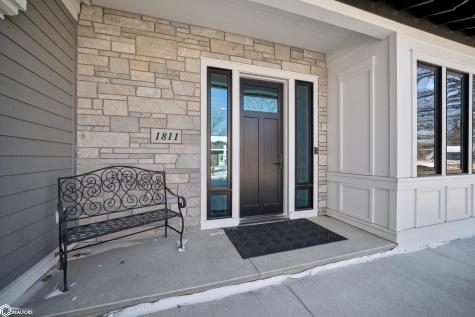 1811 N Shore Drive Clear Lake IA 50428