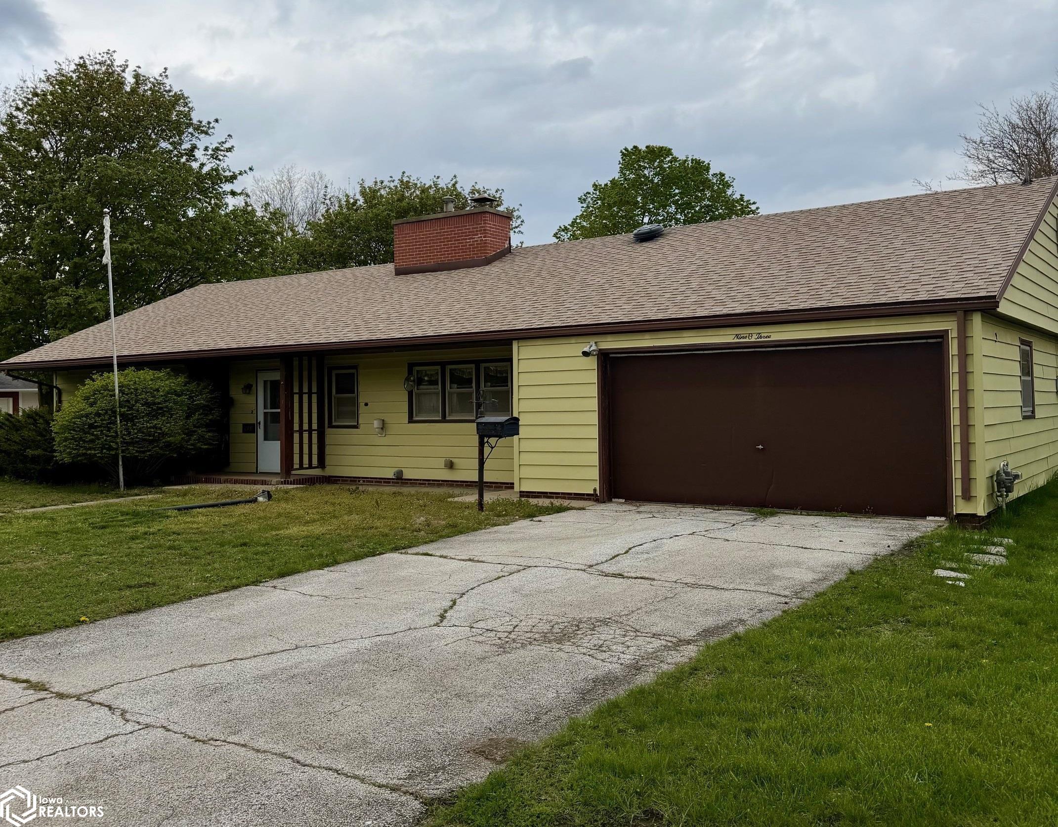 903 2nd Avenue NE Clarion IA 50525