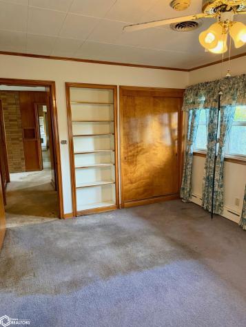 903 2nd Avenue NE Clarion IA 50525