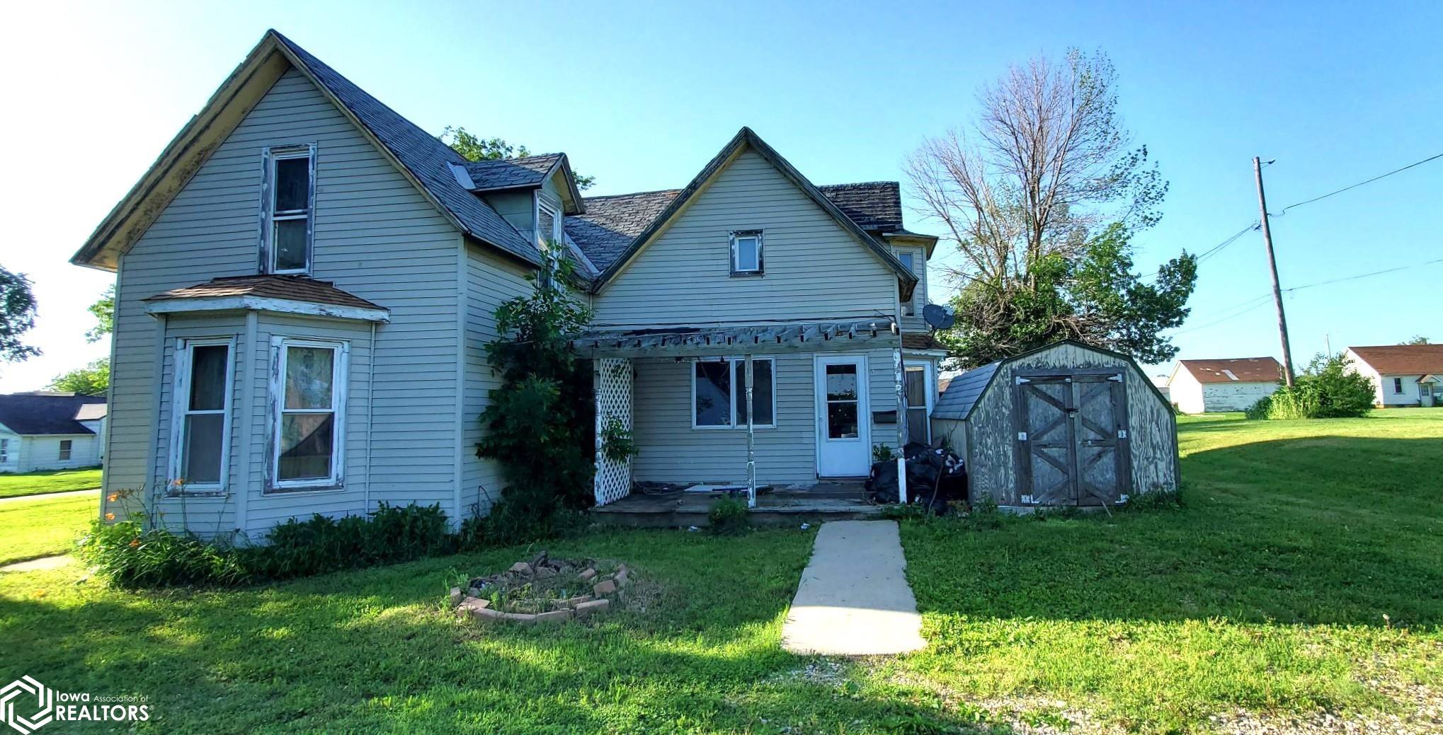 121 4th Avenue SW Clarion IA 50525