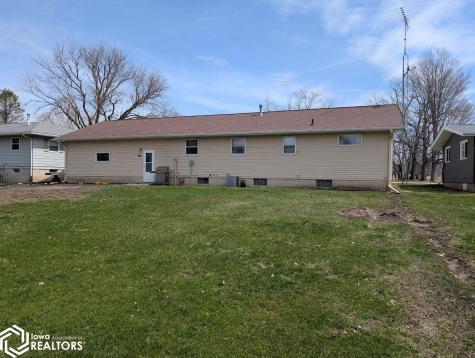 413 1st Street N Rockwell IA 50469