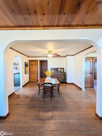 570 310th Street Woden IA 50484