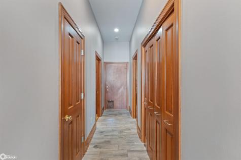 1419 N Shore Drive Clear Lake IA 50428