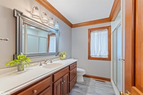 1419 N Shore Drive Clear Lake IA 50428