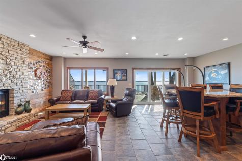 1419 N Shore Drive Clear Lake IA 50428