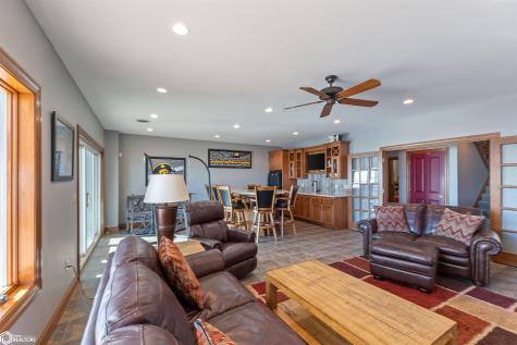 1419 N Shore Drive Clear Lake IA 50428