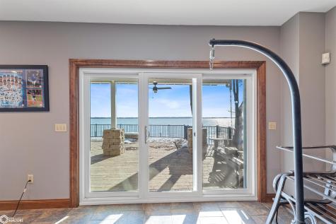 1419 N Shore Drive Clear Lake IA 50428