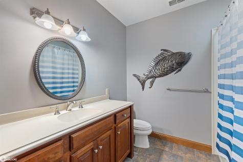 1419 N Shore Drive Clear Lake IA 50428