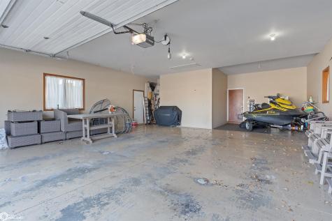 1419 N Shore Drive Clear Lake IA 50428