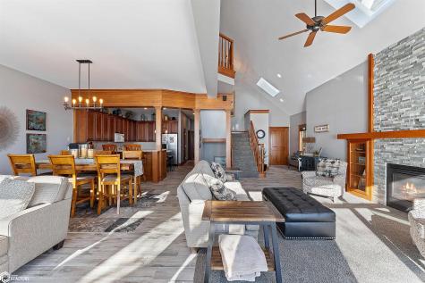 1419 N Shore Drive Clear Lake IA 50428