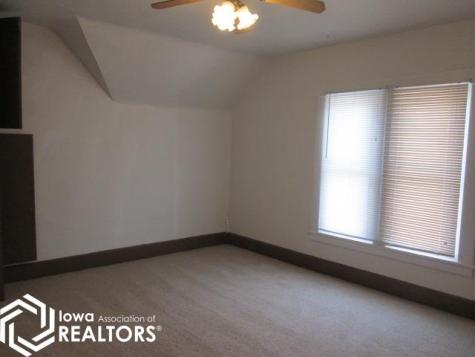 303 5th Avenue NE Belmond IA 50421