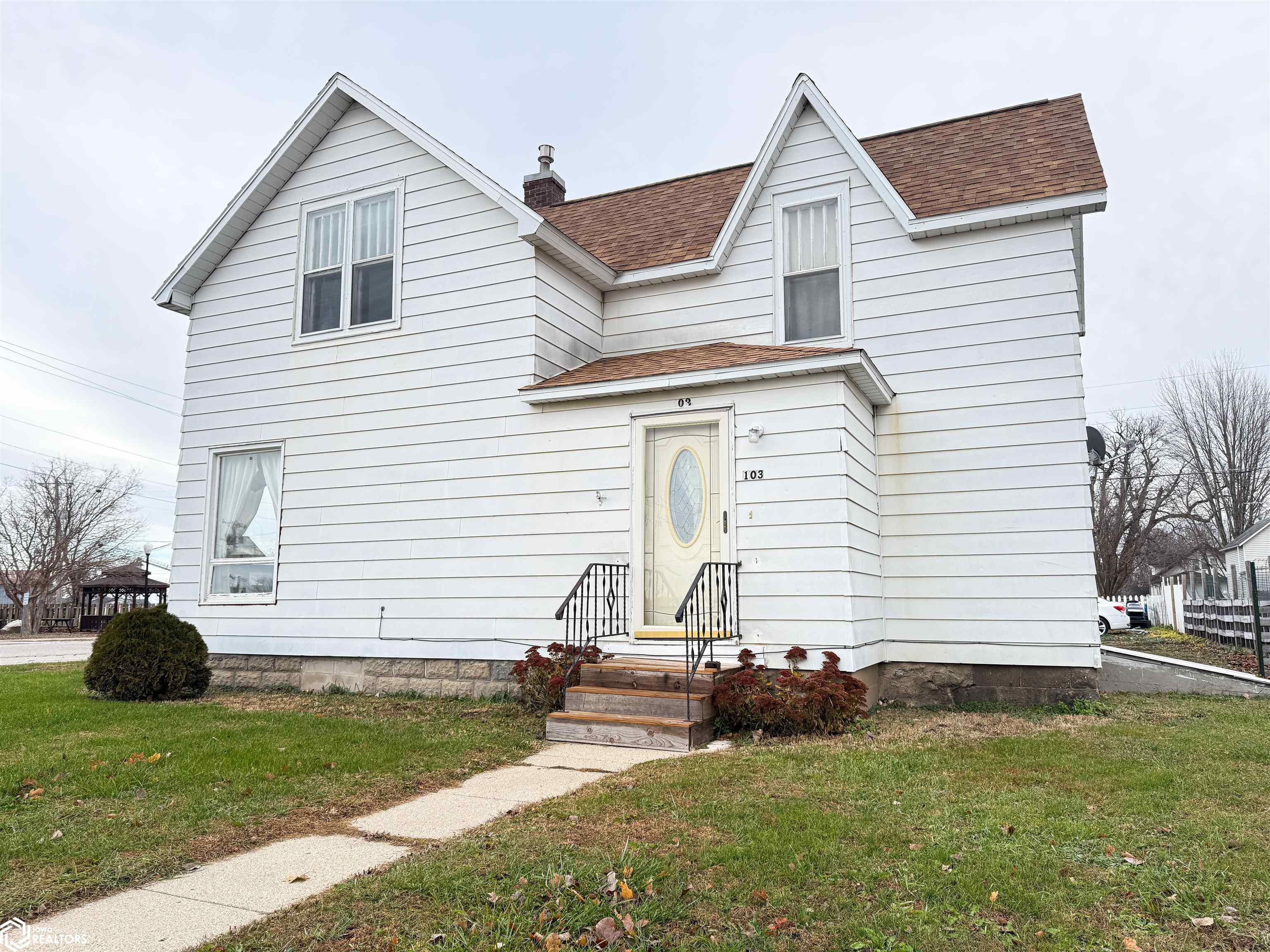 103 S Akir Street Latimer IA 50452
