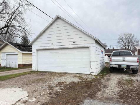 103 S Akir Street Latimer IA 50452