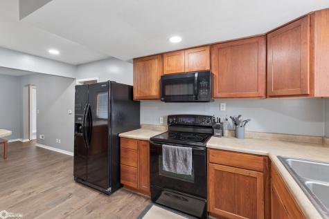 630 W 7th Street Garner IA 50438