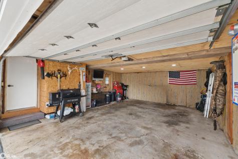 630 W 7th Street Garner IA 50438
