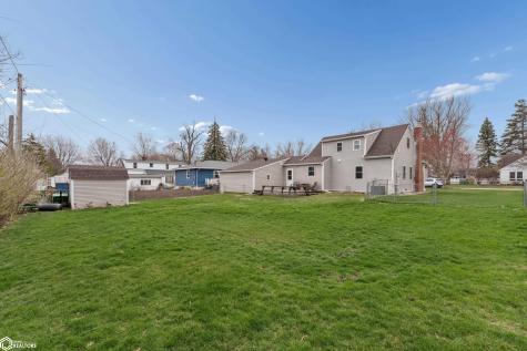 630 W 7th Street Garner IA 50438