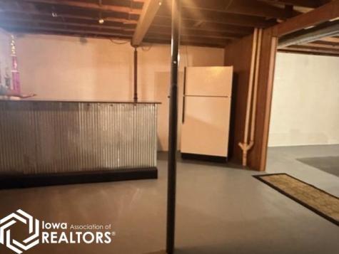 571 2nd Street SE Britt IA 50423