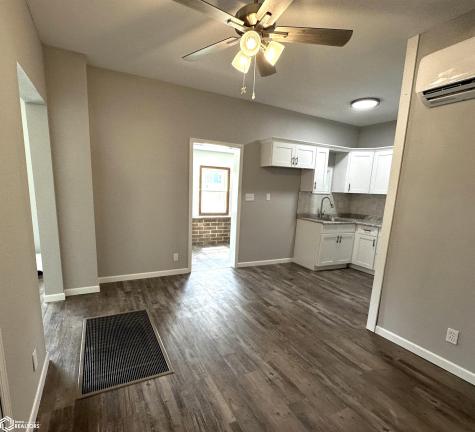 803 Oak Street Iowa Falls IA 50126