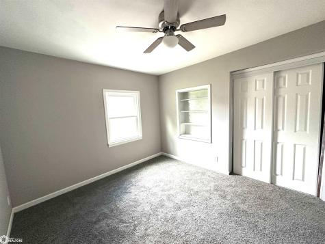 803 Oak Street Iowa Falls IA 50126