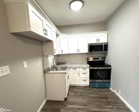 803 Oak Street Iowa Falls IA 50126