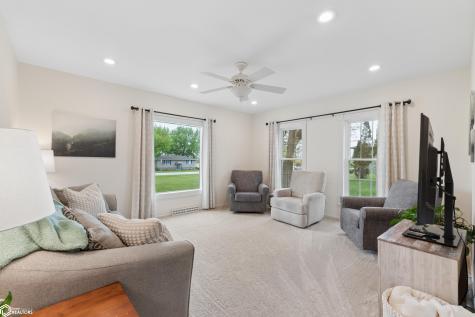 706 W Main Street Fertile IA 50434