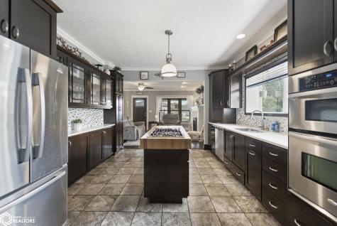 222 Thompson Street Sheffield IA 50475