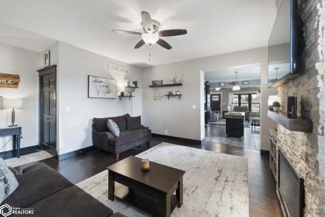 222 Thompson Street Sheffield IA 50475