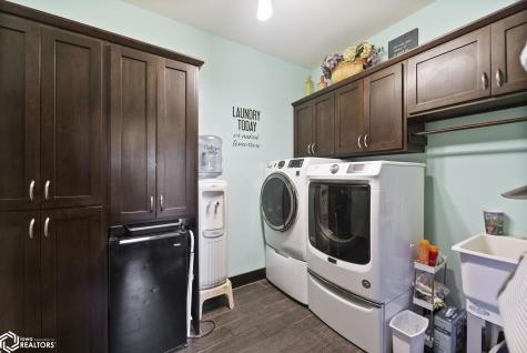 222 Thompson Street Sheffield IA 50475