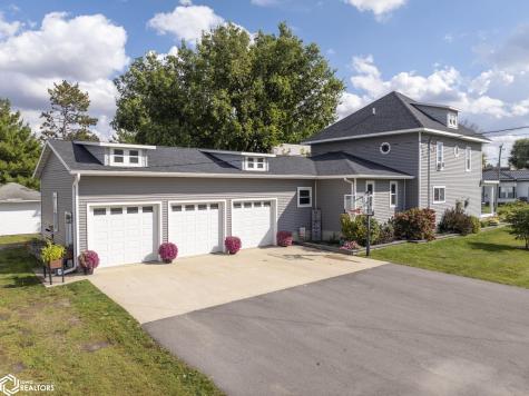 222 Thompson Street Sheffield IA 50475
