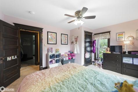 222 Thompson Street Sheffield IA 50475