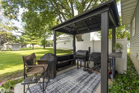 222 Thompson Street Sheffield IA 50475