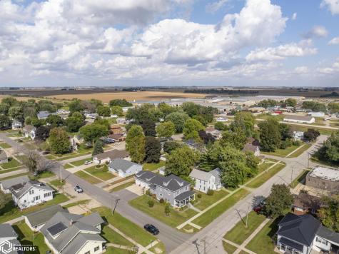 222 Thompson Street Sheffield IA 50475