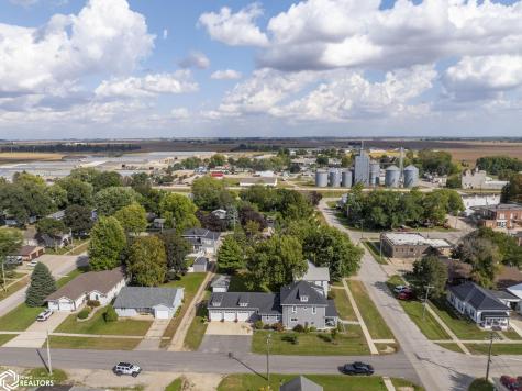 222 Thompson Street Sheffield IA 50475