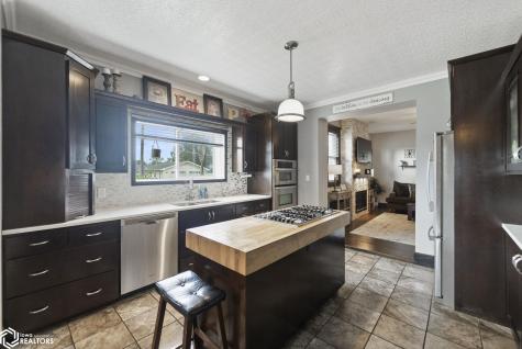 222 Thompson Street Sheffield IA 50475
