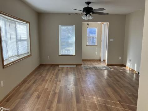 704 8th Avenue N Clear Lake IA 50428