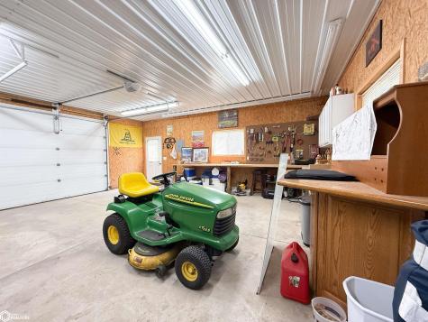 1706 N Federal Street Hampton IA 50441