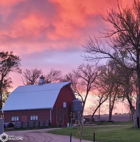 1045 Rake Avenue Belmond IA 50421