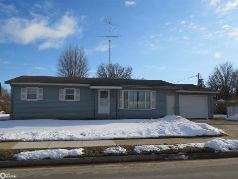 307 12th Avenue NE Hampton IA 50441